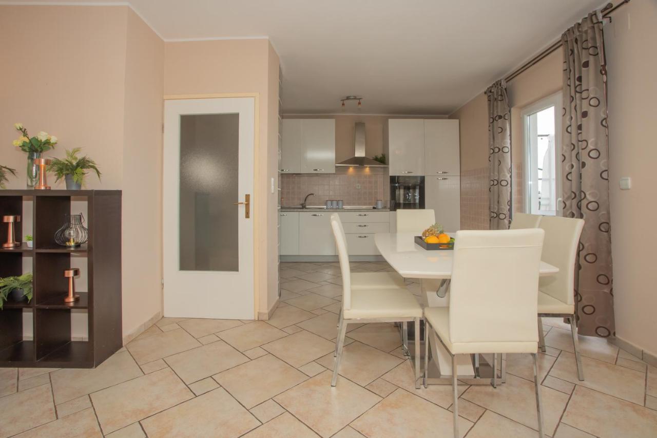 Apartment Mozart Šibenik Extérieur photo
